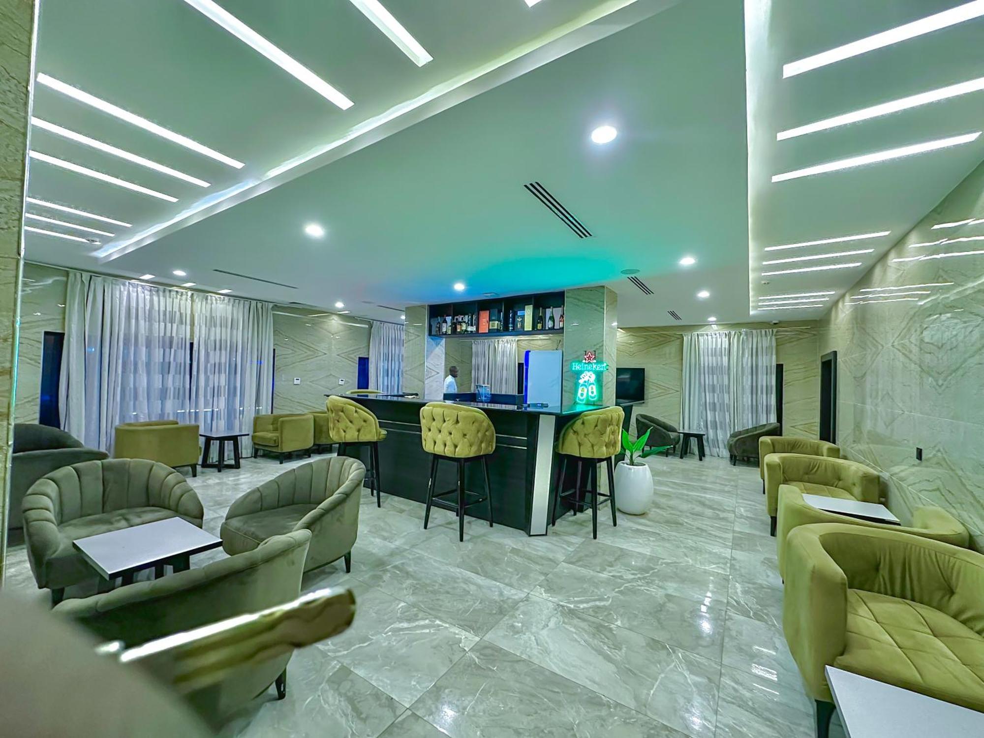 Boulevard Owerri Hotel Dış mekan fotoğraf